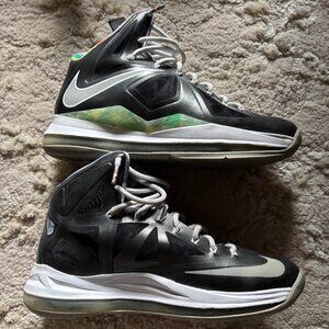 Nike LeBron X 10 Prism Men's Sz 8.5
